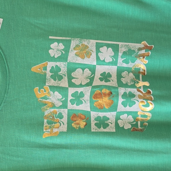SO BRAND GIRL'S GREEN ST. PATRICKS DAY "HAVE A LUCKY DAY" TEE SIZE SMALL - Picture 2 of 9